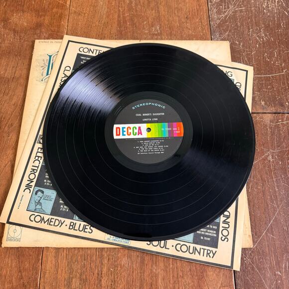 Loretta Lynn Coal Miner's Daughter 1970 Decca Records Vinyl LP Record - Picture 3 of 5